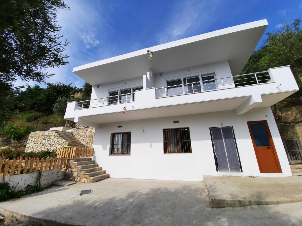 Flower Hill Vlorë Exteriör bild